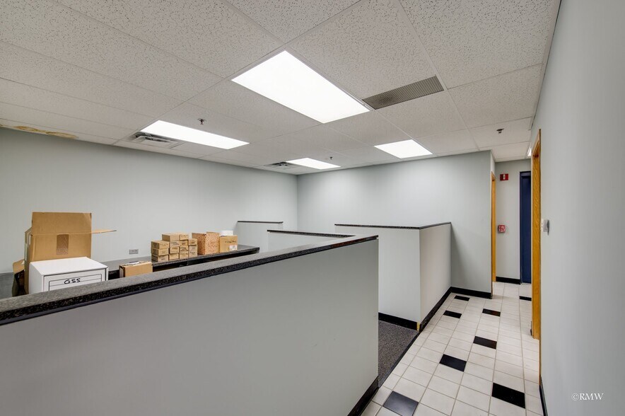 More Photos Of 1015 S Route 83, Elmhurst Coworking Space