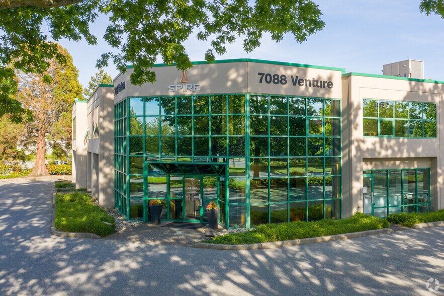 More Photos Of 7088 Venture St, Delta Light Distribution For Lease