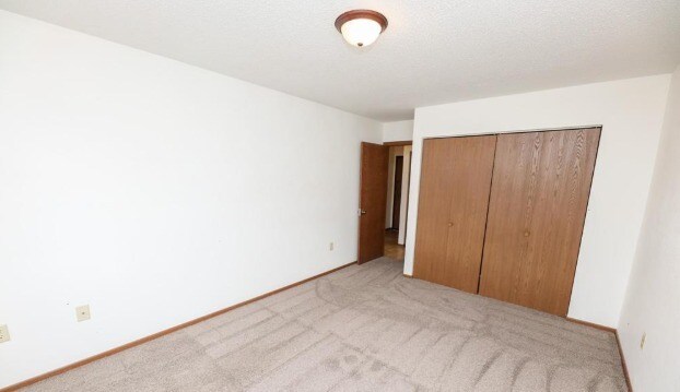 More Photos Of 315 E Main St, Cyrus Apartments For Sale