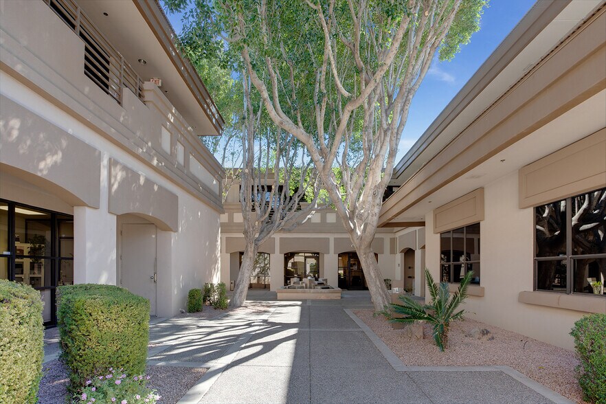 More Photos Of 7032-7054 E Cochise Rd, Scottsdale Medical For Lease