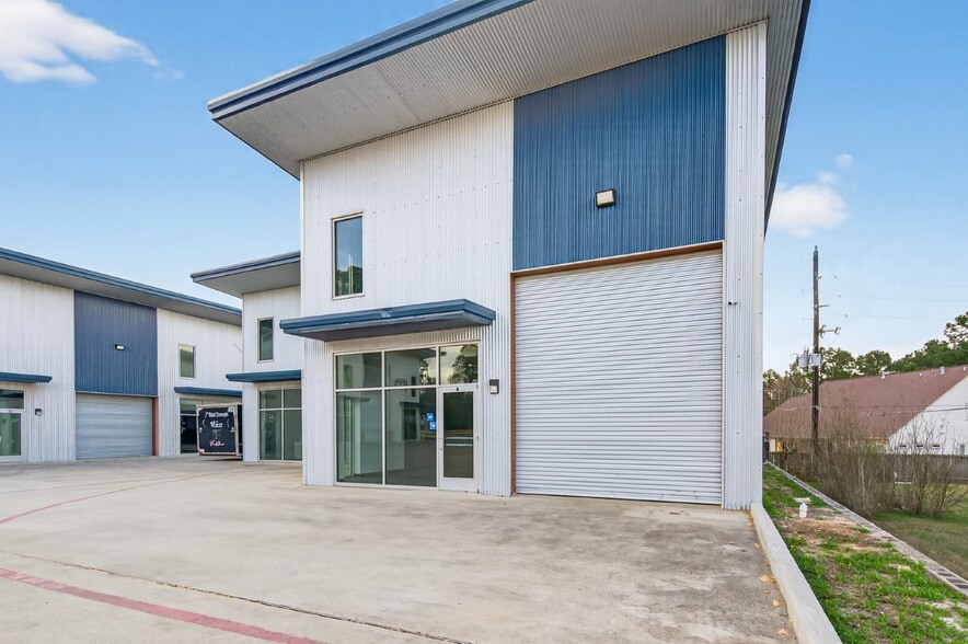 More Photos Of 32411 Tamina Rd, Magnolia Unknown For Lease