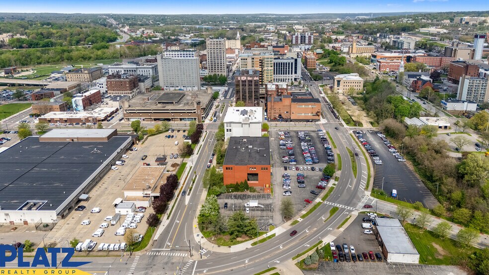 More Photos Of 250 E Federal Plz, Youngstown Office For Lease
