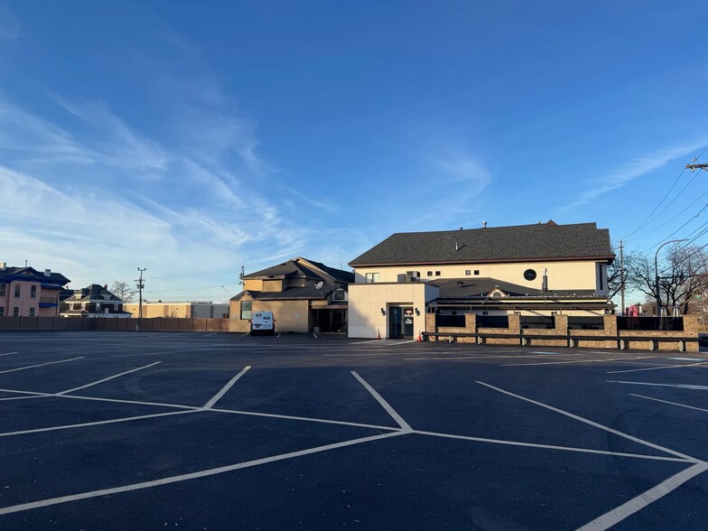 More Photos Of 311-313 N Geddes St, Syracuse Restaurant For Sale