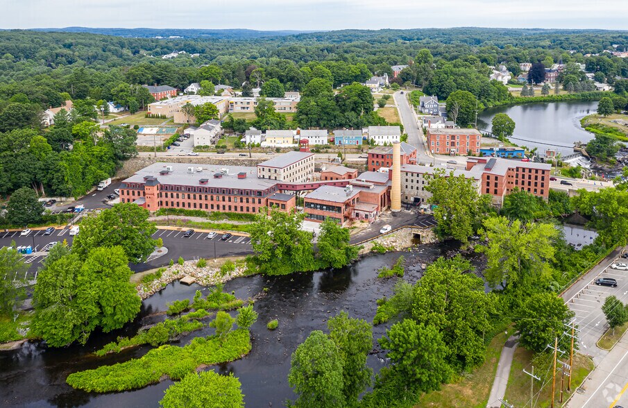 More Photos Of 58 Pomfret St, Putnam Apartments For Lease