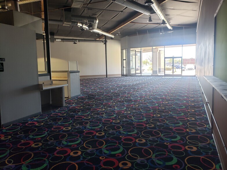 More Photos Of 1404-1460 E Grand Ave, Arroyo Grande Storefront For Sale