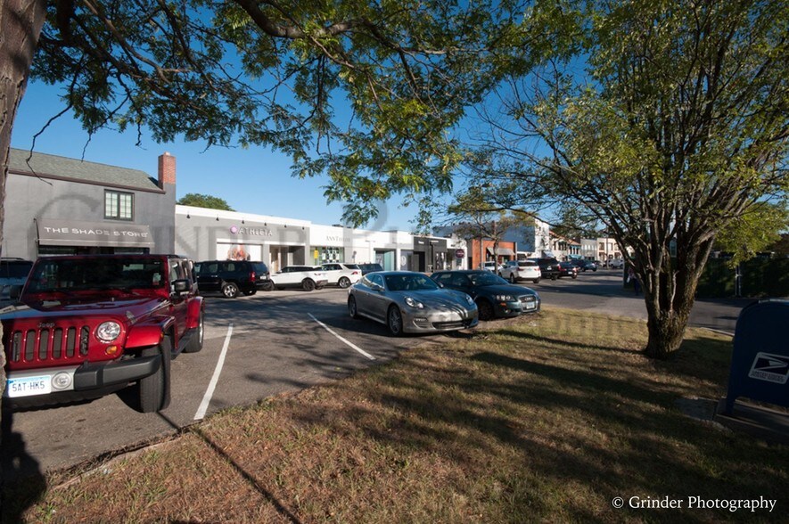 More Photos Of 69-97 Main St, Westport Storefront For Lease