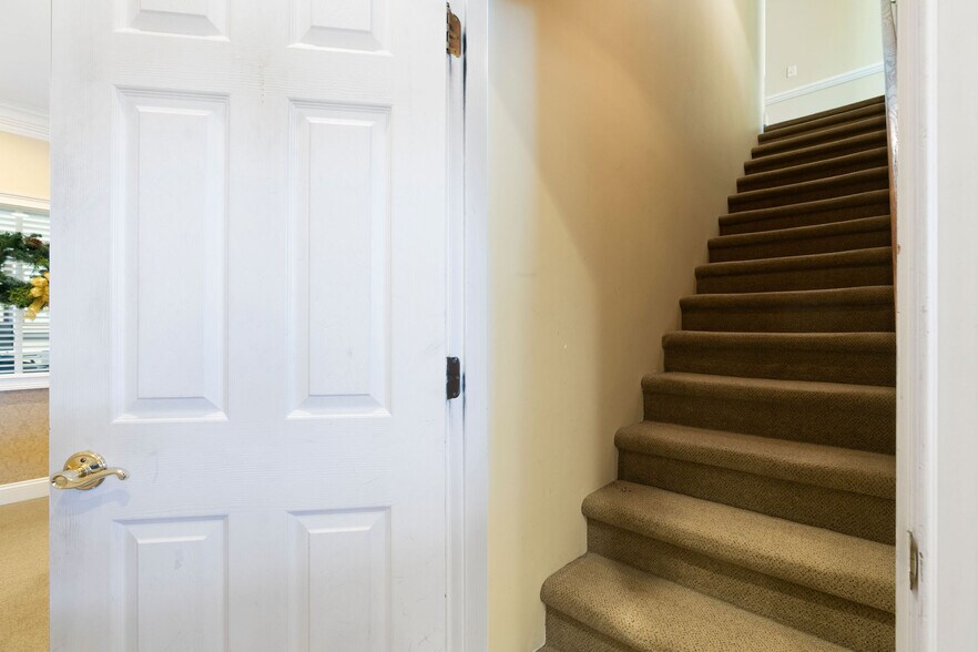 More Photos Of 1300 E Main St, Cartersville Medical For Sale