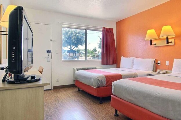 More Photos Of 311 N Bryant Blvd, San Angelo Hotel For Sale