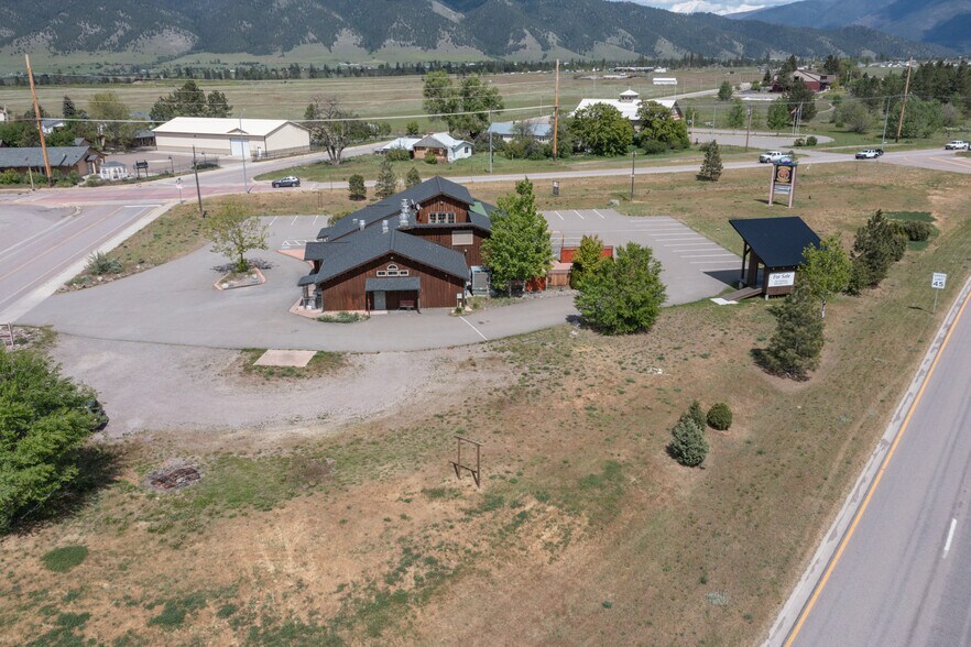 More Photos Of 72532 N Couture Loop, Arlee Restaurant For Sale