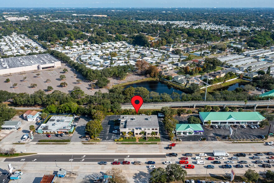 More Photos Of 3831 Tyrone Blvd N, Saint Petersburg Office For Lease