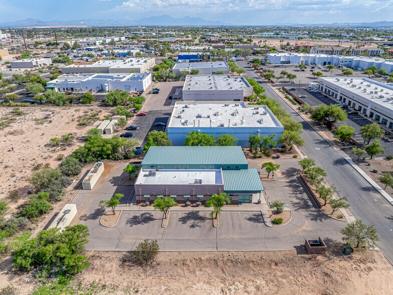 More Photos Of 4655 S Coach Dr, Tucson Warehouse For Sale