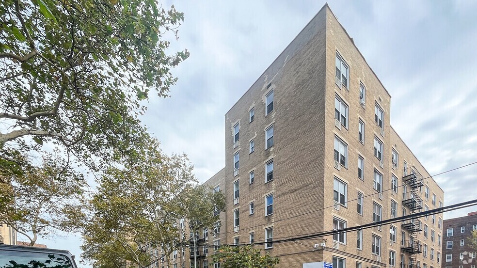 More Photos Of 142-20 Franklin Ave, Flushing Apartments For Lease