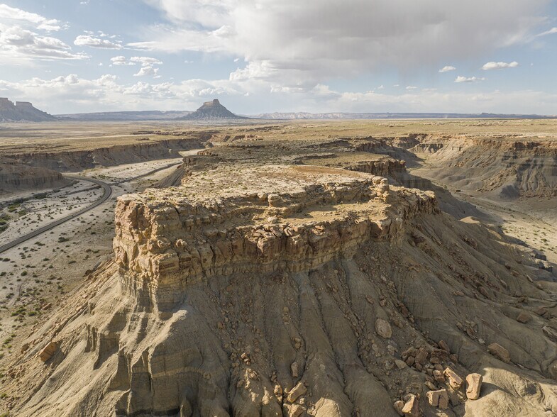 More Photos Of 7650 E SR 24 Giles Rd, Hanksville Trailer Camper Park For Sale