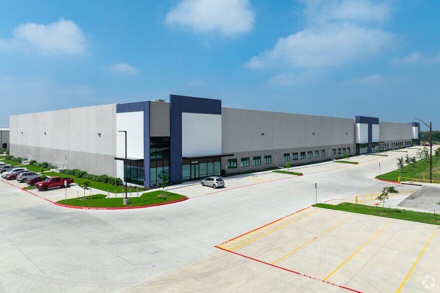 Primary Photo Of 5935 Eisenhauer Rd, San Antonio Warehouse For Lease
