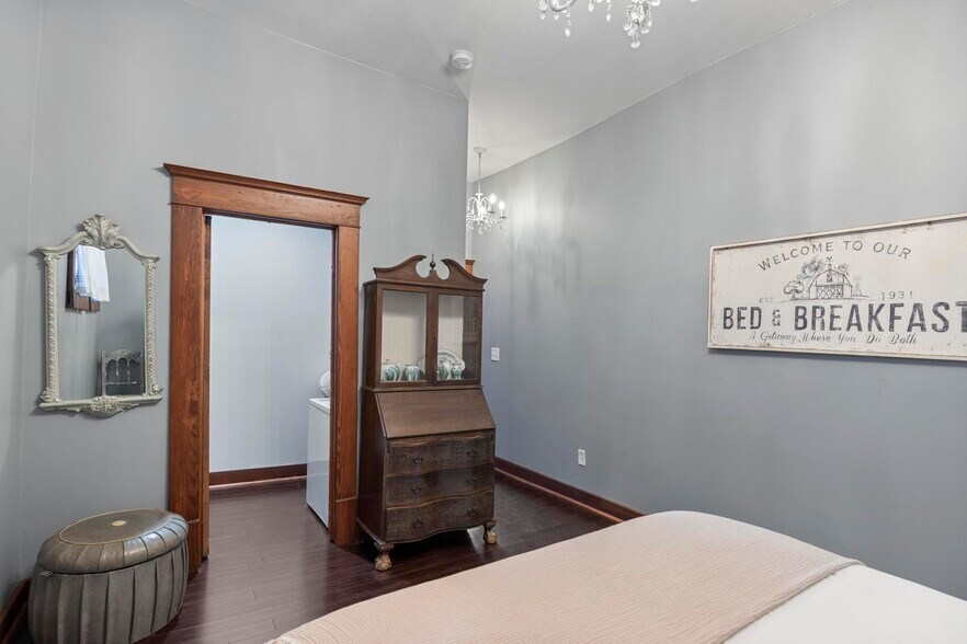 More Photos Of 128 S 6th St, Plattsmouth Storefront Retail Residential For Sale
