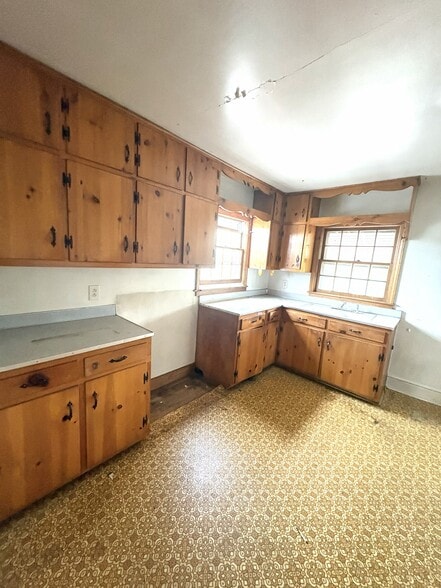 More Photos Of 2025 N Main St, Danville Religious Facility For Sale