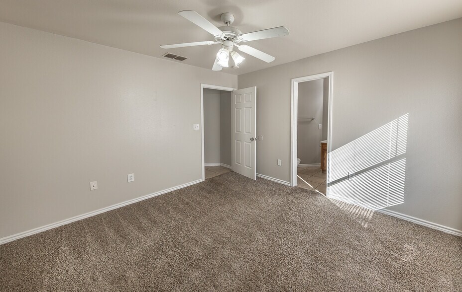 More Photos Of 602 N Belmont, Lubbock Apartments For Sale