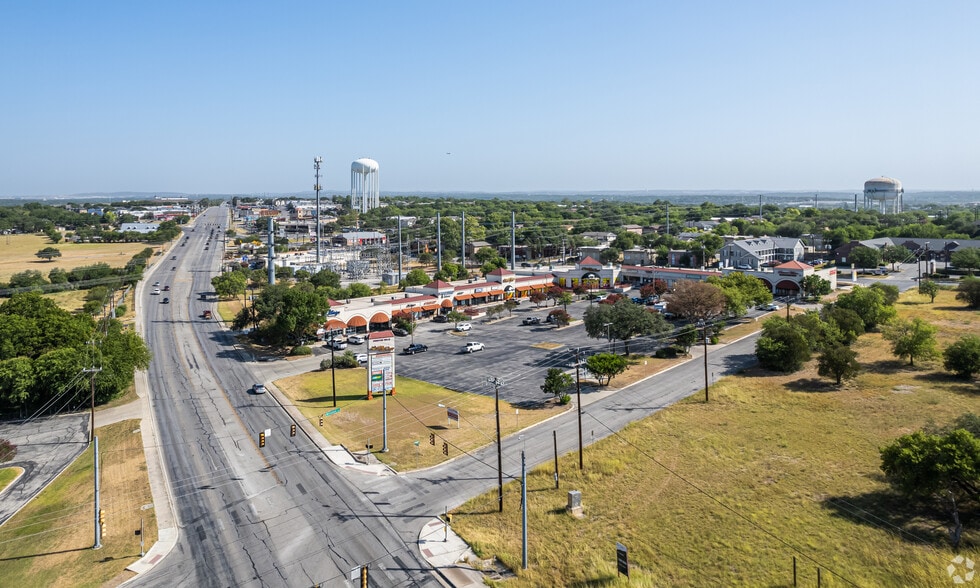 More Photos Of 2267 NW Military Hwy, San Antonio Unknown For Lease