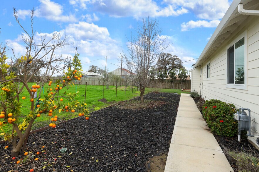 More Photos Of 20325 N Ray Rd, Lodi Land For Sale