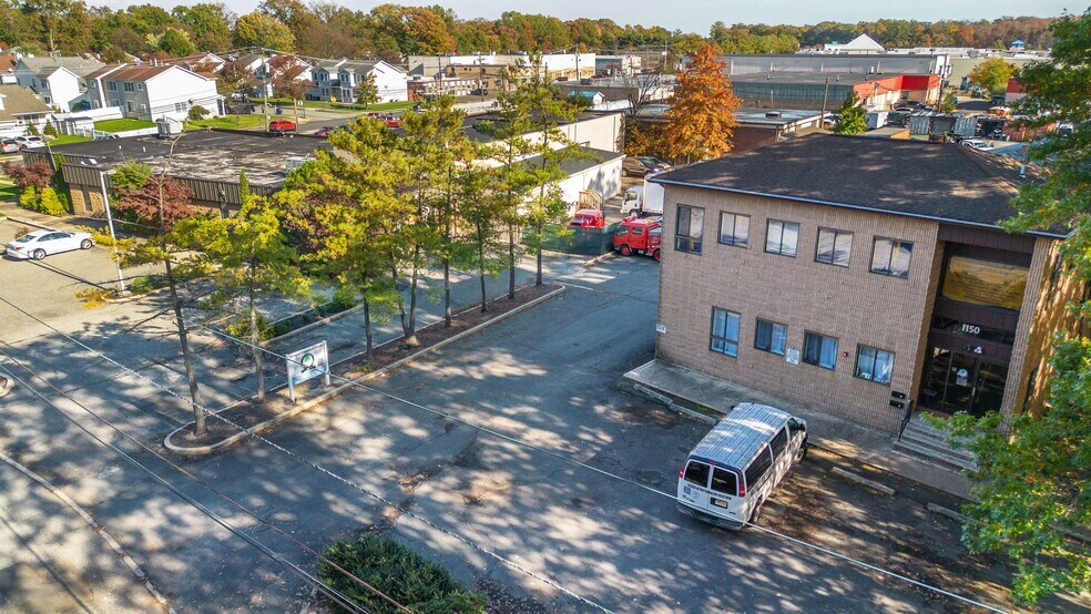More Photos Of 1150 Newton St, North Brunswick Warehouse For Lease