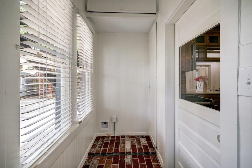 More Photos Of 414 Branard St, Houston Medical For Sale