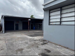 More Photos Of 548 NE 32nd St, Oakland Park Warehouse For Sale
