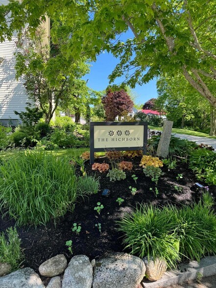 More Photos Of 10 Church St, Stockton Springs Hospitality For Sale