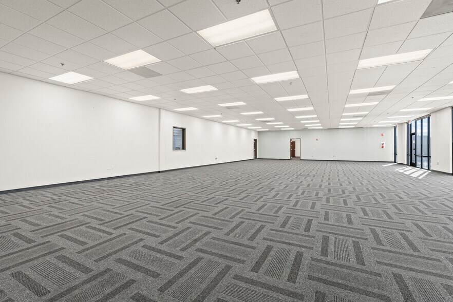 More Photos Of 2275 E Newlands Dr, Fernley Distribution For Lease
