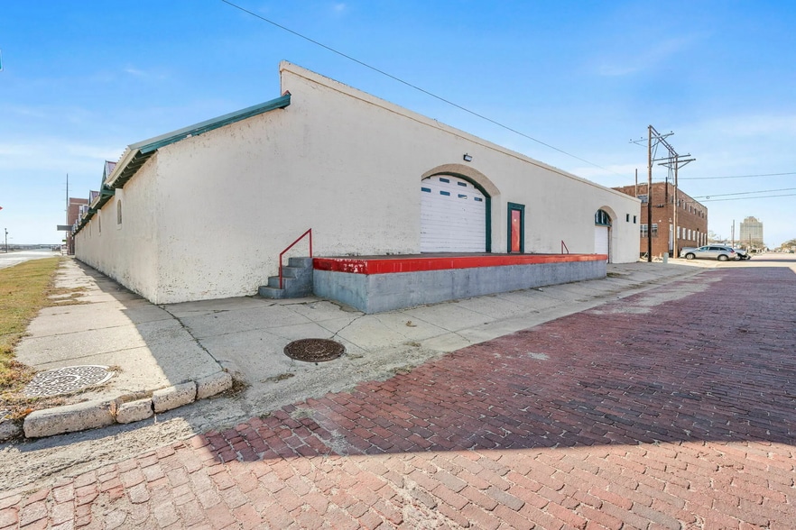 More Photos Of 904 S Grant St, Amarillo Distribution For Lease