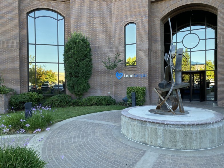 More Photos Of 930 Executive Way, Redding Office For Sale