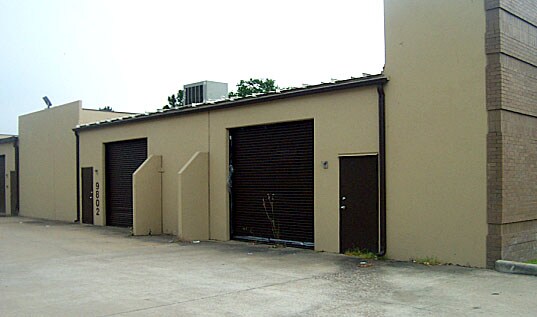 More Photos Of 9802 Whithorn Dr, Houston Office For Sale