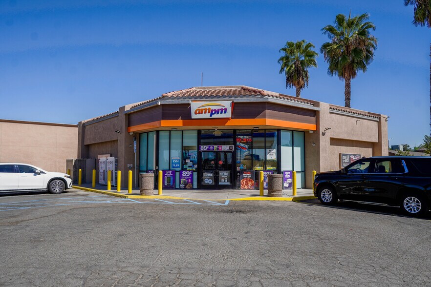 More Photos Of 8116 Lamont St, Lamont Service Station For Sale