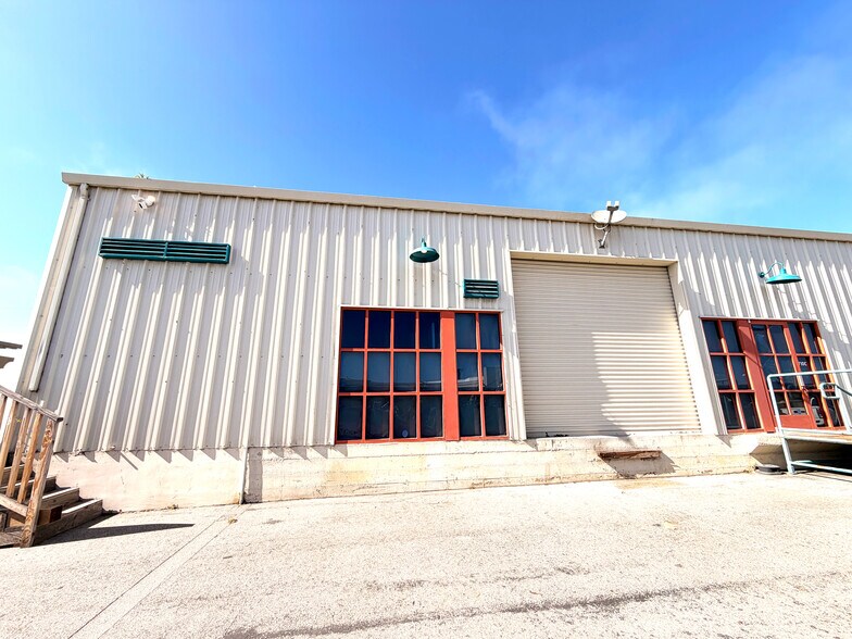 More Photos Of 710-780 Redwood Ave, Sand City Office For Lease