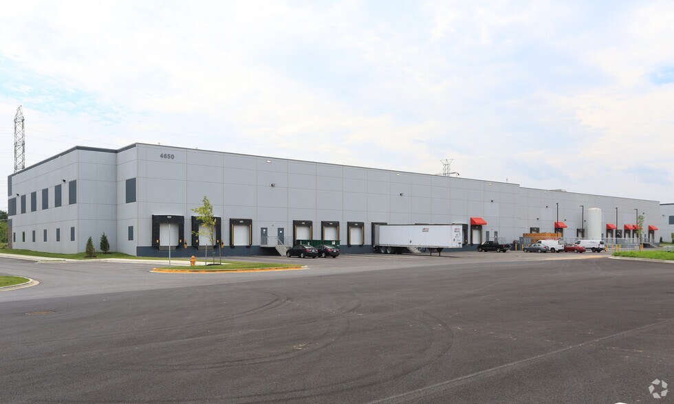 More Photos Of 6423 English Muffin Way, Frederick Warehouse For Lease