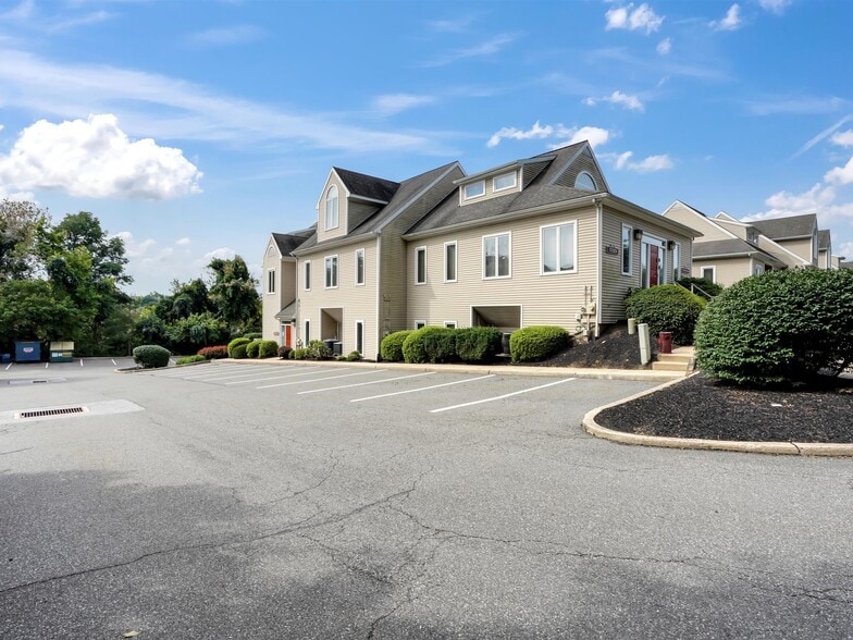 More Photos Of 120 Commons Ct, Chadds Ford Office For Lease