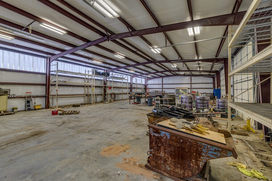 More Photos Of 203 Jerry St, West Monroe Auto Repair For Sale