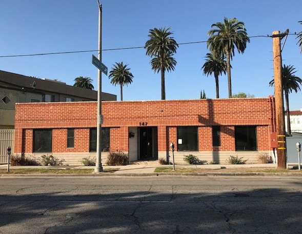 Primary Photo Of 147 N San Vicente Blvd, Beverly Hills Office For Lease