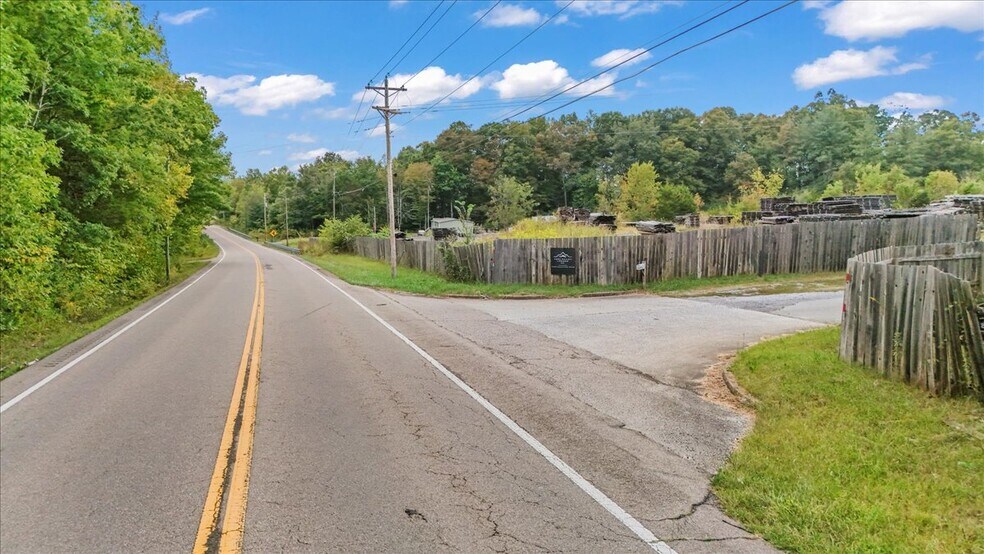 More Photos Of 11085 Baileyton Rd, Greeneville Manufacturing For Lease