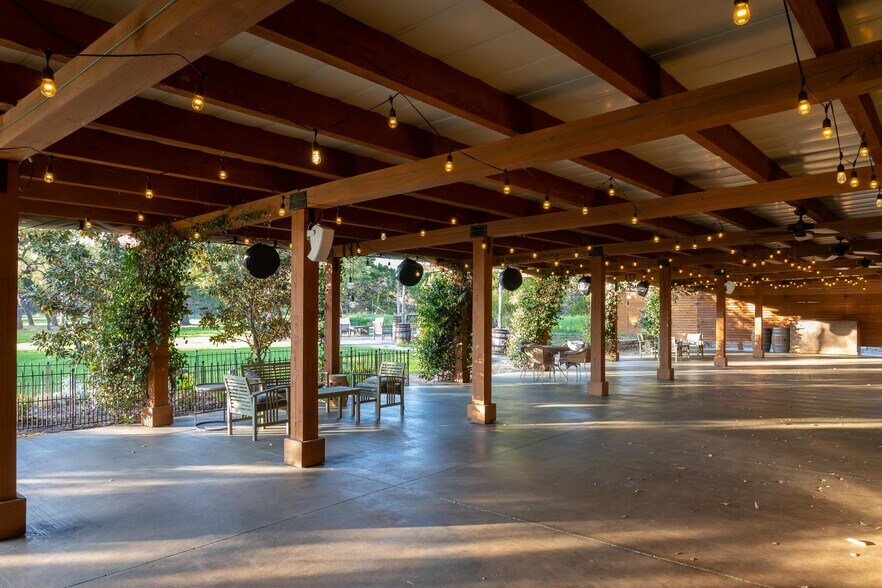 More Photos Of 2550 Bell Springs Rd, Dripping Springs Lodge Meeting Hall For Sale