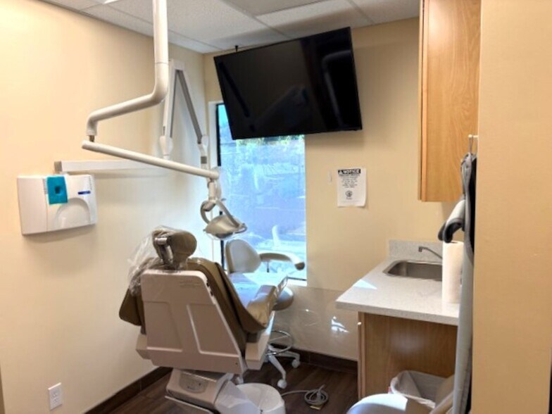 More Photos Of 1866 B St, Hayward Medical For Lease