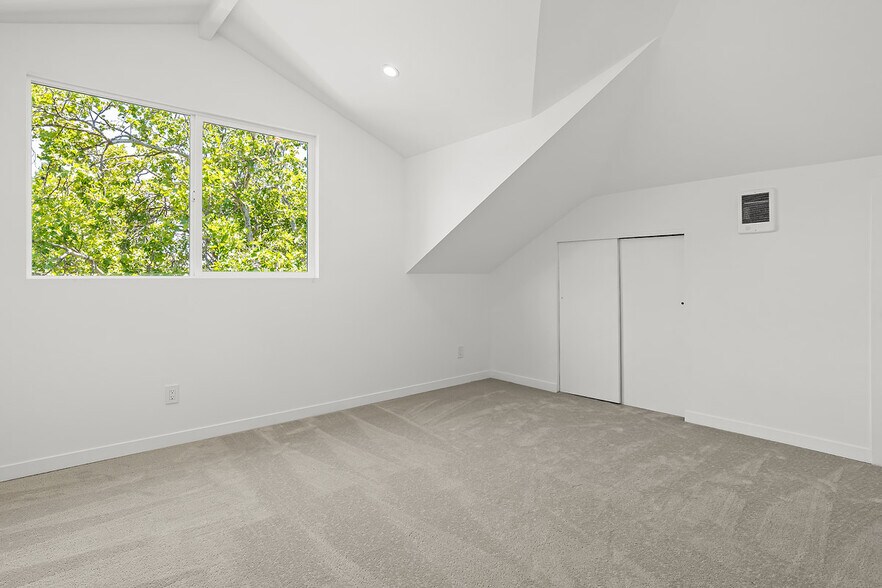 More Photos Of 523 B St, San Rafael Multifamily For Sale