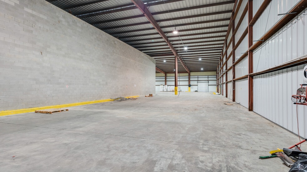 More Photos Of 2476 GA-76 Hwy, Adel Warehouse For Sale