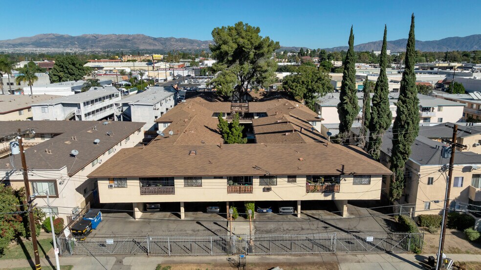 More Photos Of 18350 Napa St, Northridge Apartments For Sale