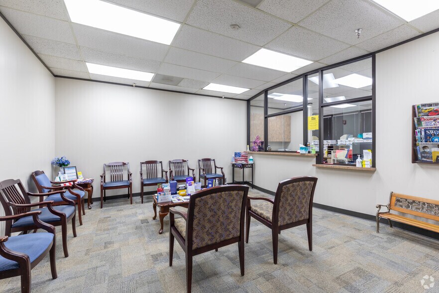 More Photos Of 1500 S Dairy Ashford Rd, Houston Medical For Lease