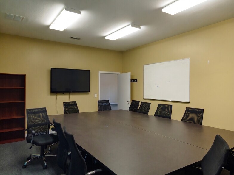More Photos Of 2749 Providence Church Rd, Lavonia Warehouse For Lease