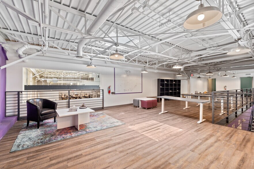 More Photos Of 507 E Calles St, Austin Loft Creative Space For Lease