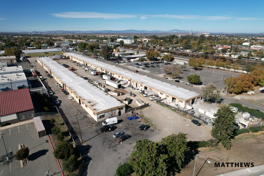 More Photos Of 2148 Harbor St, Pittsburg Warehouse For Sale