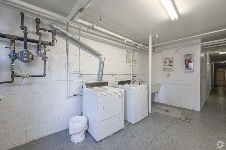 More Photos Of 707 Nottingham Rd, Baltimore Apartments For Sale