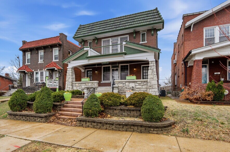 More Photos Of 5921 S Kingshighway Blvd, Saint Louis Multifamily For Sale