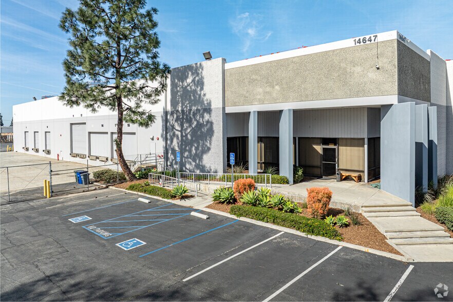 Primary Photo Of 14647-14667 Northam St, La Mirada Warehouse For Lease